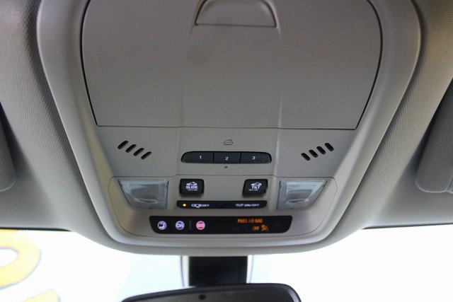 Used 2021 Buick Enclave Essence image 20