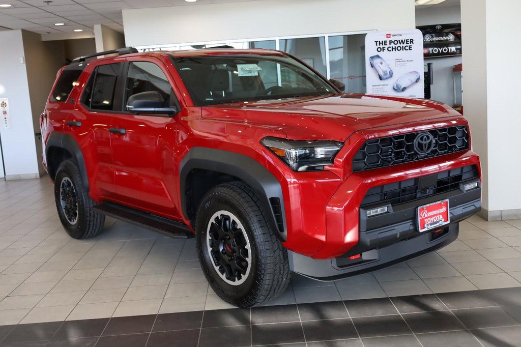 New 2026 Toyota 4Runner TRD Off-Road Premium AWD/4WD image 2