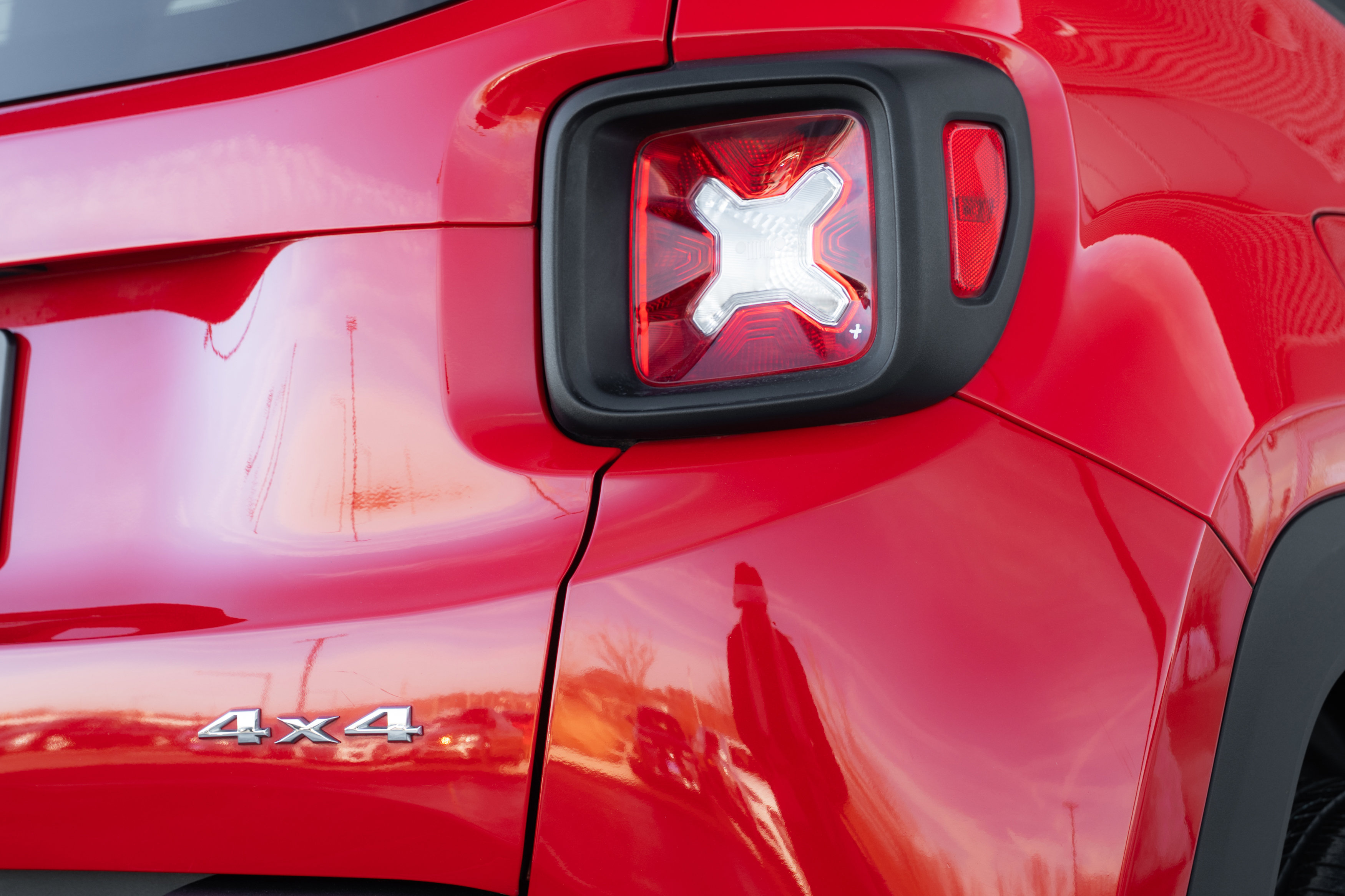 Used 2016 Jeep Renegade Latitude w/ Safety & Security Group image 26