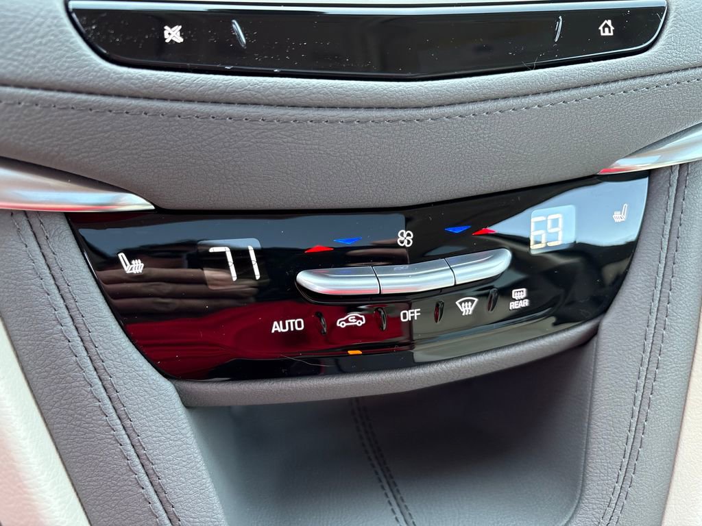 New 2026 Cadillac XT5 Premium Luxury image 23