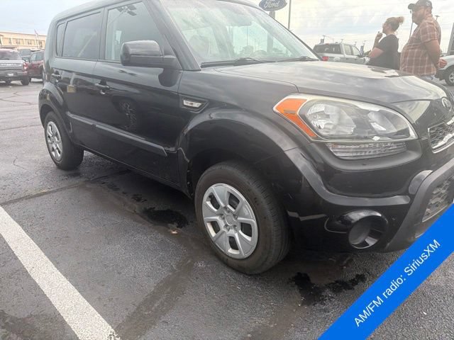 Used 2013 Kia Soul FWD image 3