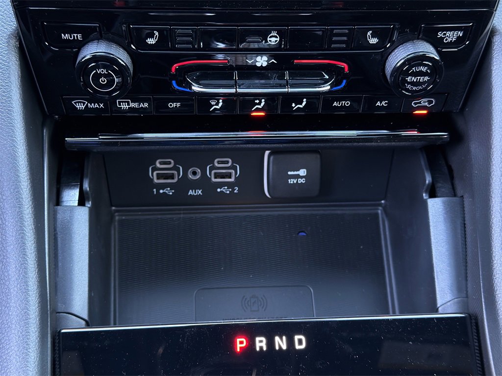 New 2025 Jeep Grand Cherokee L Altitude image 16