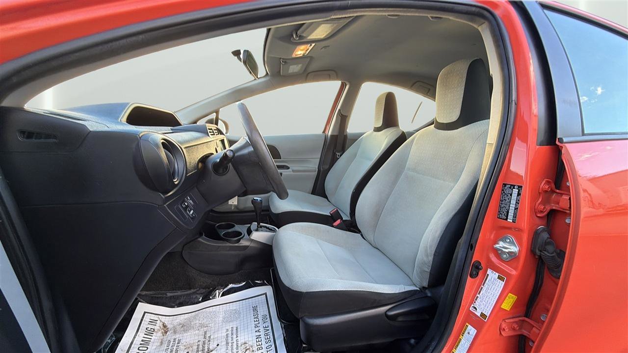 Used 2014 Toyota Prius C One image 26