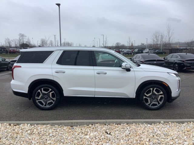 Used 2023 Hyundai Palisade Limited AWD/4WD image 5