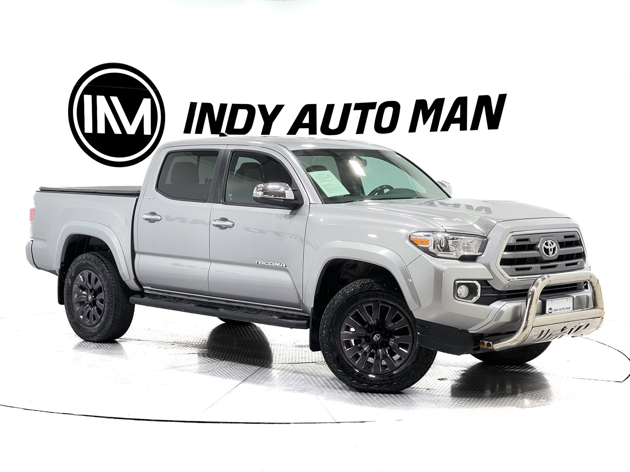 Used 2017 Toyota Tacoma Limited w/ Tow Package AWD/4WD image 2