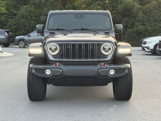 Used 2025 Jeep Wrangler Unlimited Rubicon AWD/4WD image 8