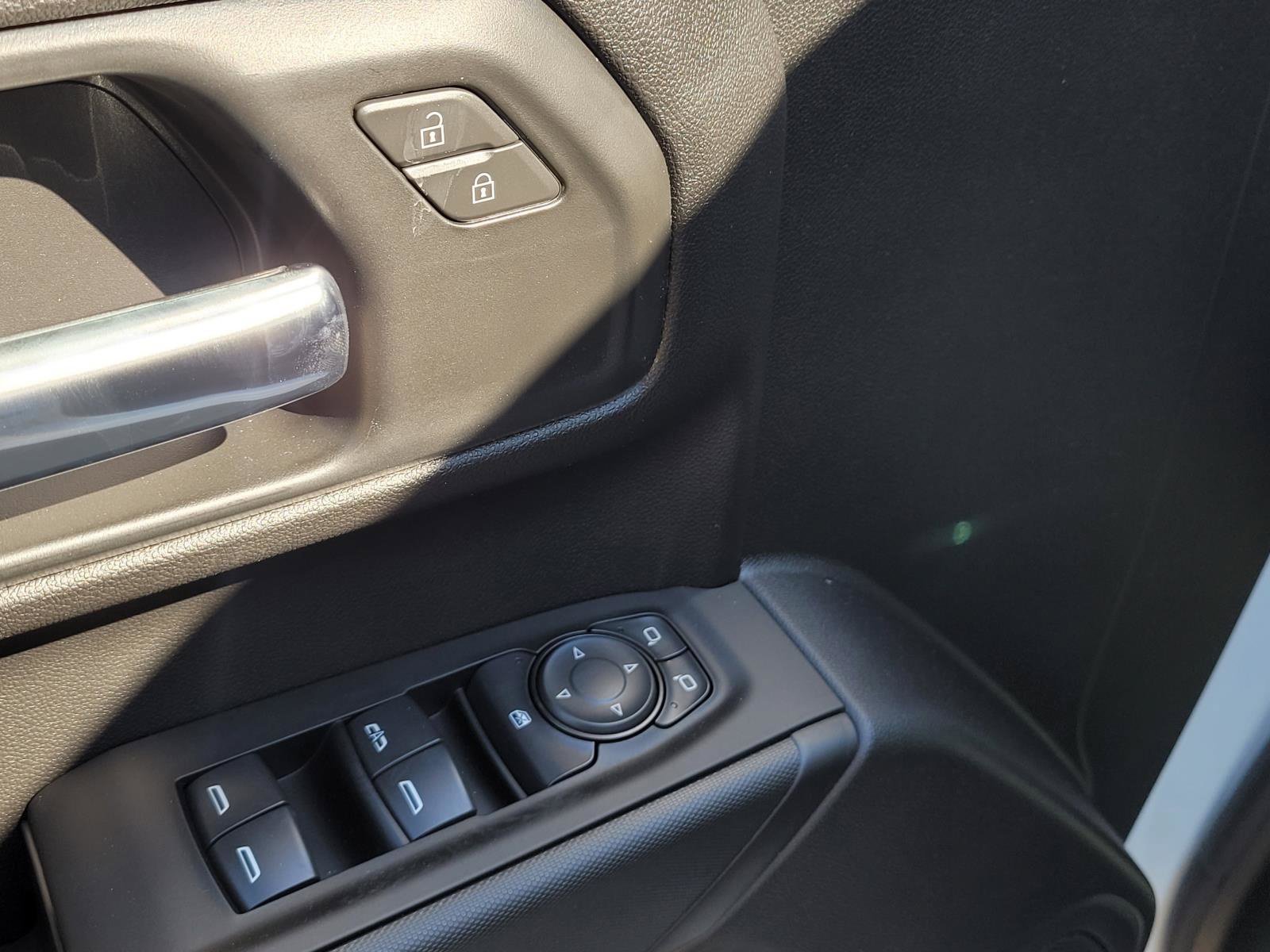 New 2026 Chevrolet Silverado 1500 Custom AWD/4WD image 13