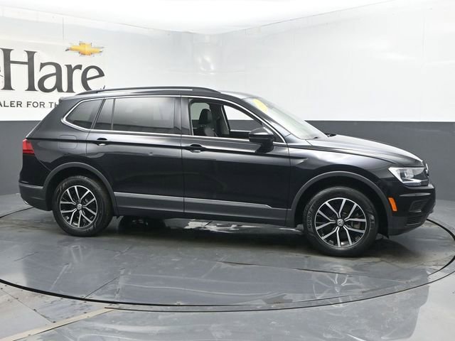 Used 2021 Volkswagen Tiguan SE w/ Panoramic Sunroof Package