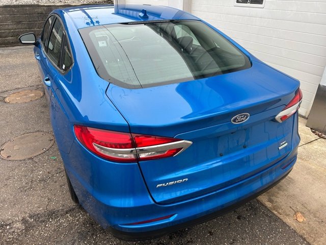 Used 2019 Ford Fusion SE image 4