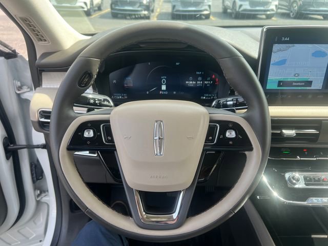 Certified 2023 Lincoln Corsair AWD image 18