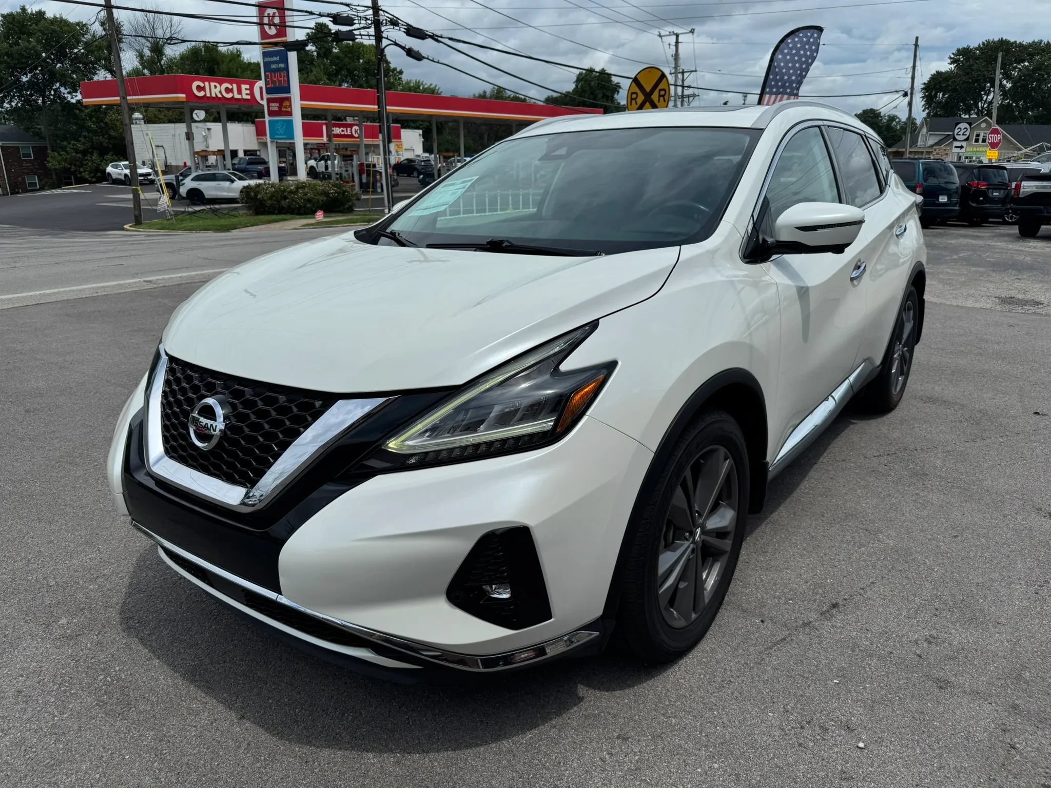 Used 2020 Nissan Murano Platinum w/ Cargo Package AWD/4WD image 3