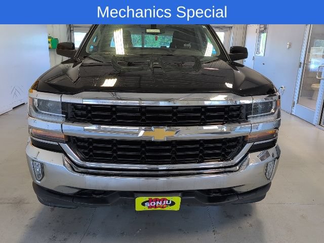 Used 2018 Chevrolet Silverado 1500 LT w/ All Star Edition AWD/4WD image 6