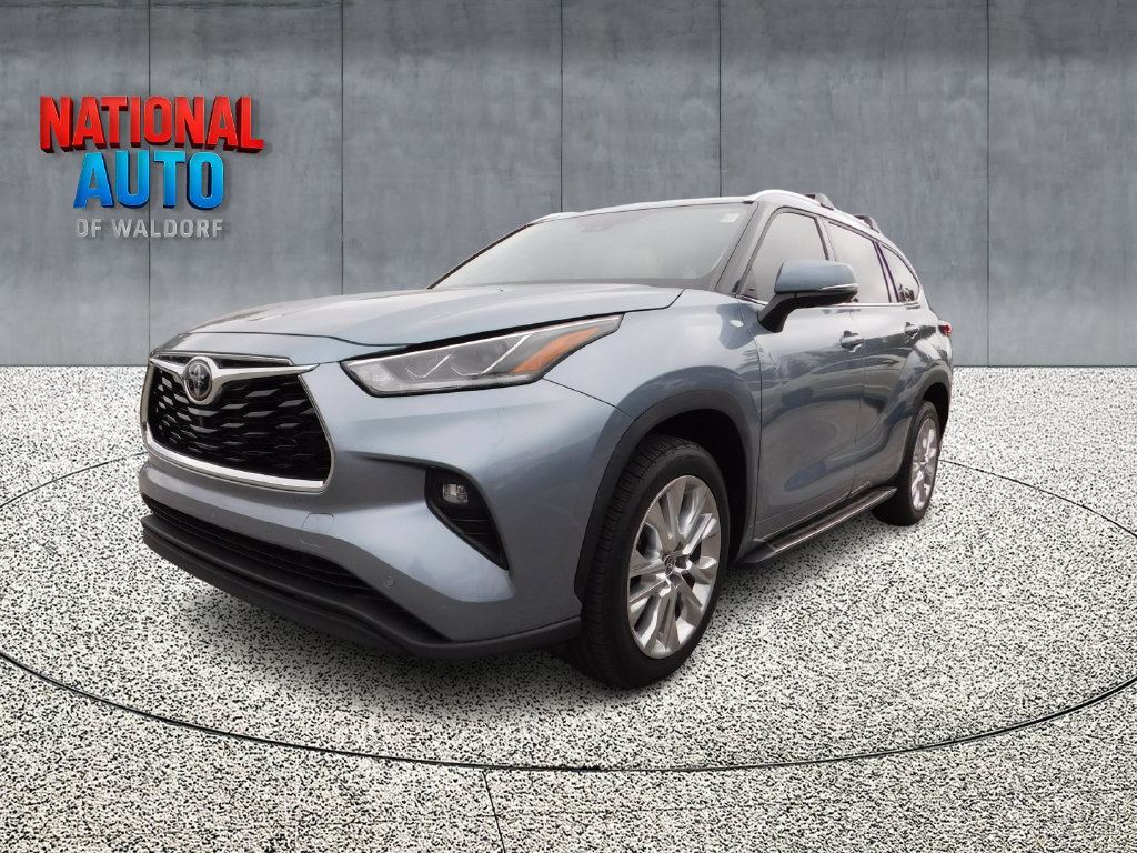 Used 2022 Toyota Highlander Limited FWD image 5
