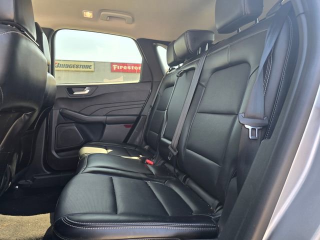 Used 2024 Ford Escape Platinum AWD/4WD image 12