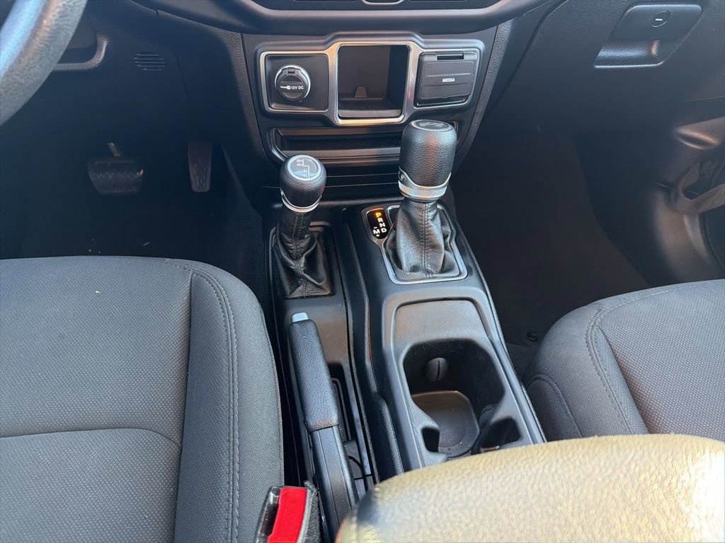 Used 2021 Jeep Wrangler Unlimited Sport image 16