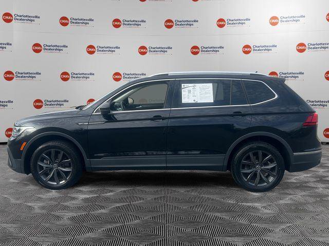 Used 2022 Volkswagen Tiguan SE image 2
