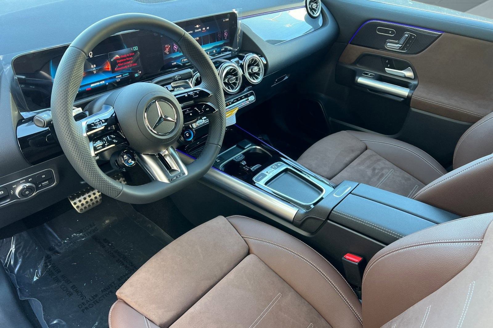 New 2026 Mercedes-Benz GLA 35 AMG 4MATIC image 4