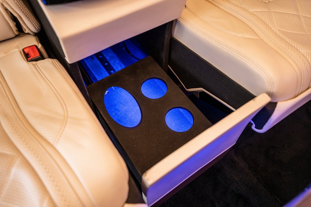 Used 2020 Mercedes-Benz Metris Passenger image 50