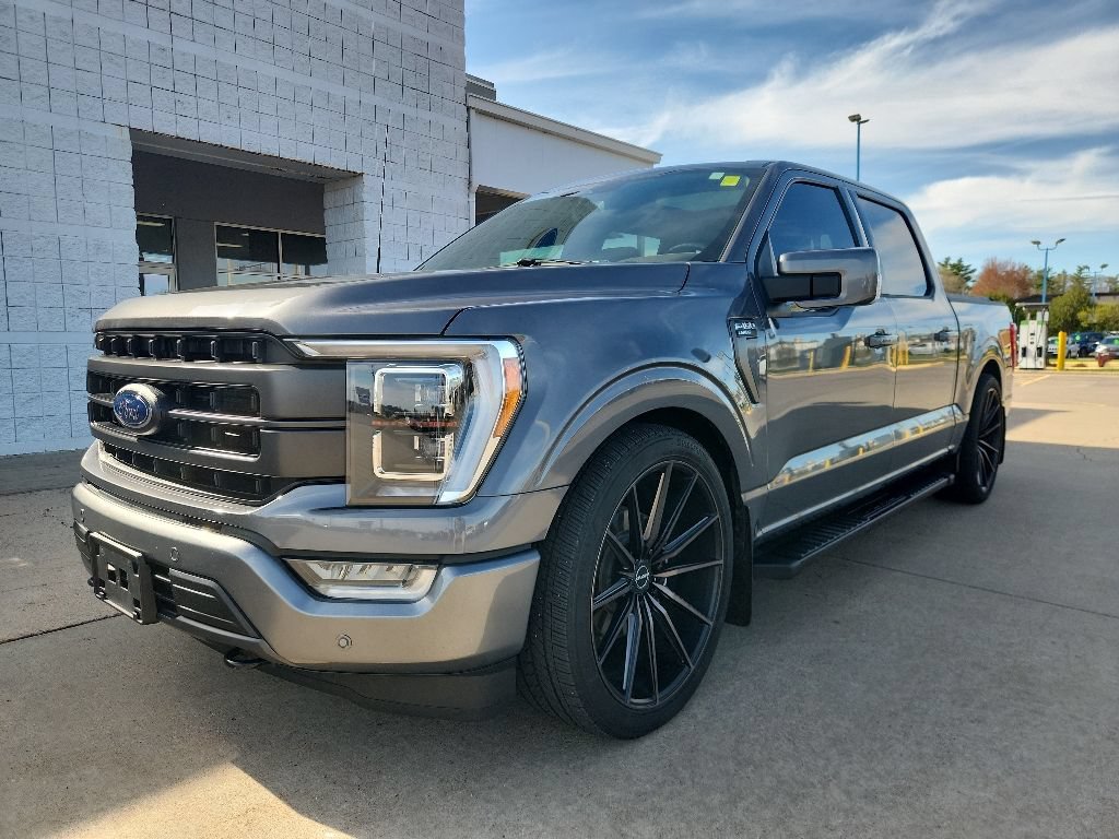 Used 2023 Ford F150 Lariat w/ Equipment Group 502A High AWD/4WD image 4