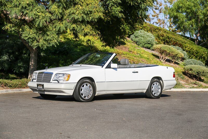 Used 1995 Mercedes-Benz E 320 Convertible image 12