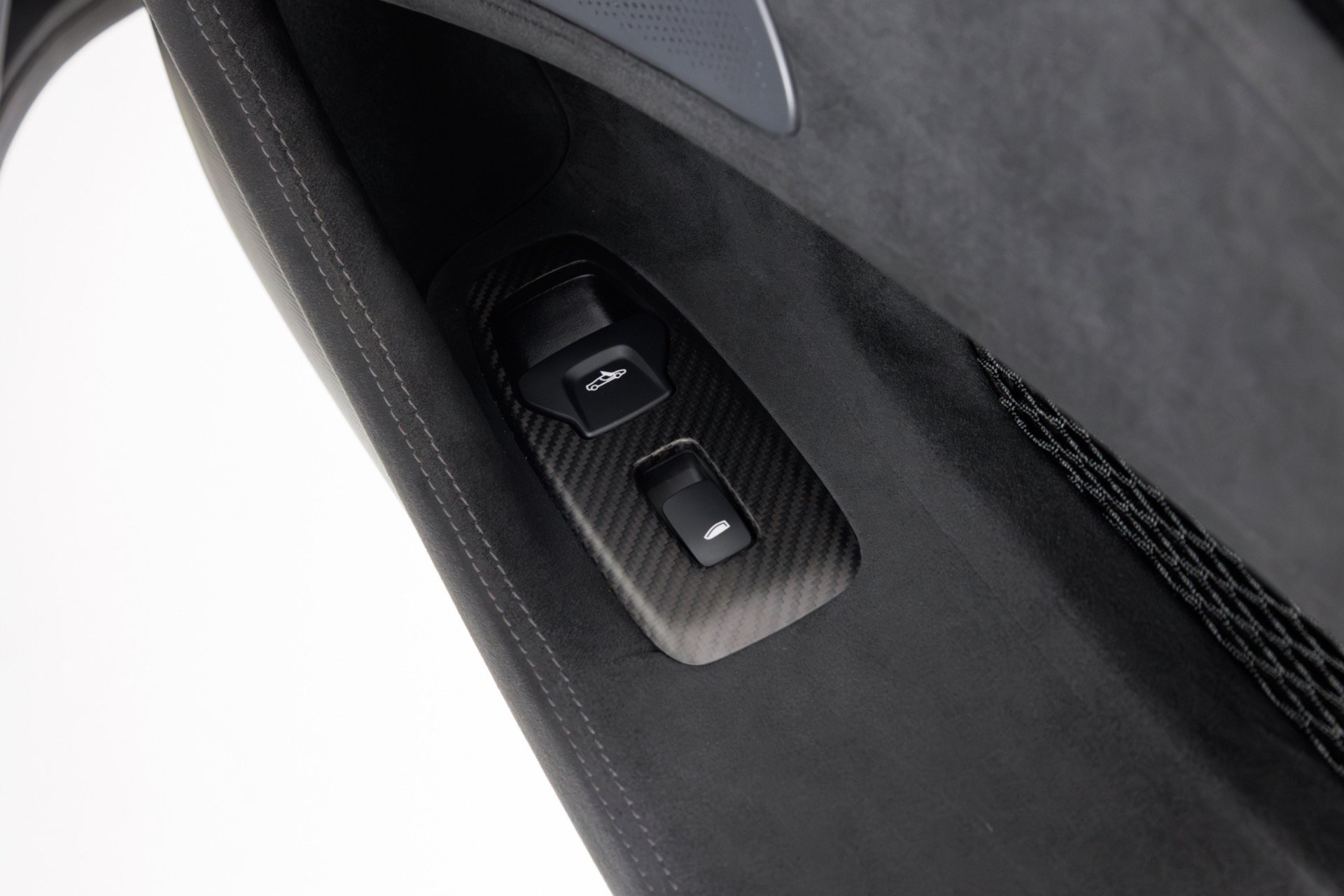 Used 2020 McLaren 600LT Spider RWD image 47