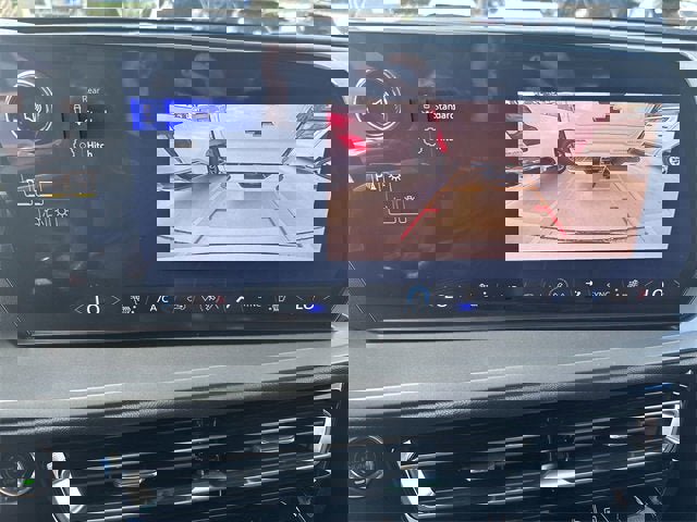 New 2026 Chevrolet Traverse LT image 25