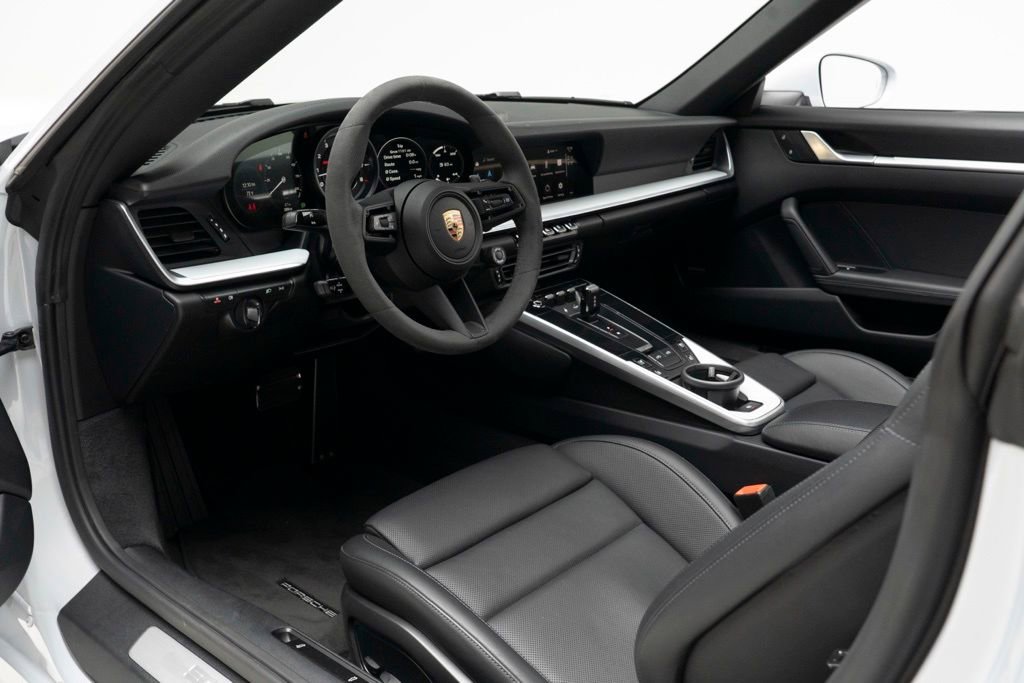 Used 2024 Porsche 911 Targa 4S w/ Premium Package image 14