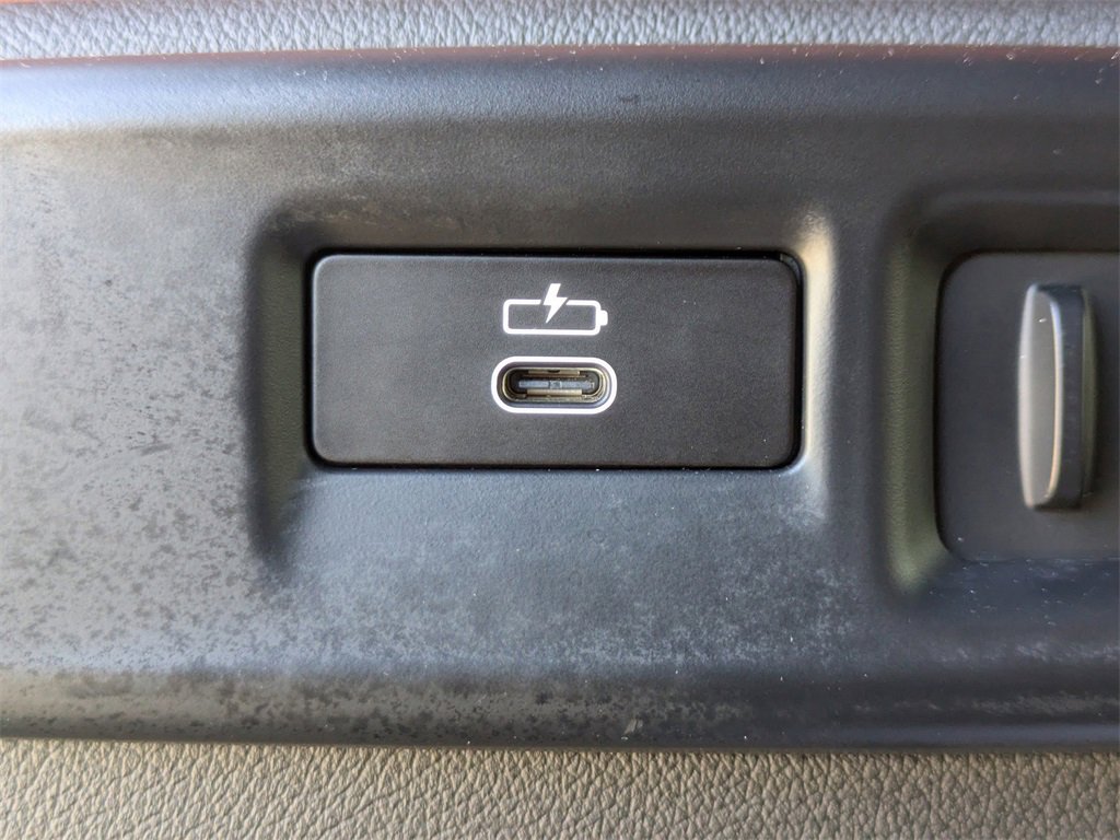 Used 2023 BMW X5 xDrive45e w/ Executive Package image 16