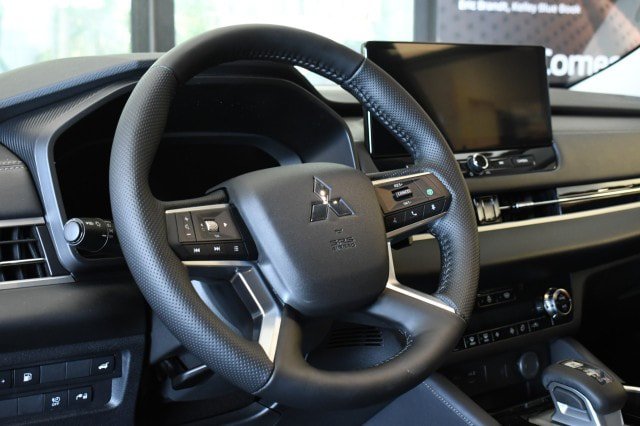 New 2026 Mitsubishi Outlander SE AWD/4WD image 29