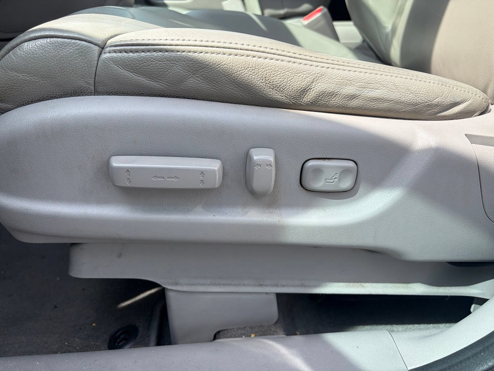 Used 2012 Honda CR-V EX-L image 12