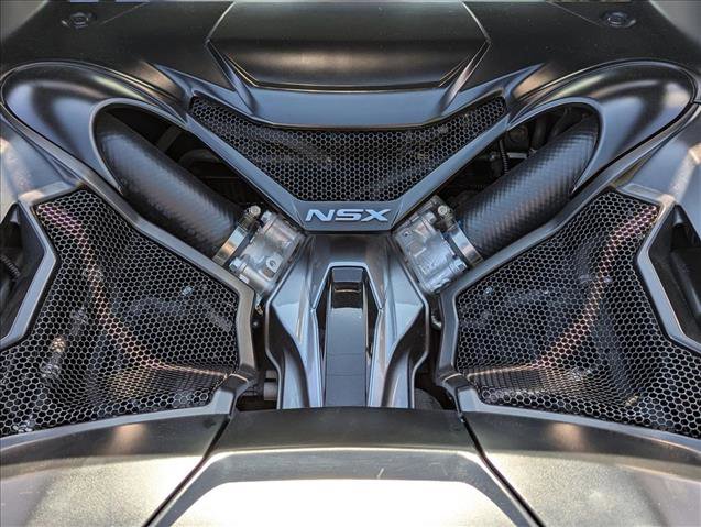 Used 2017 Acura NSX image 8
