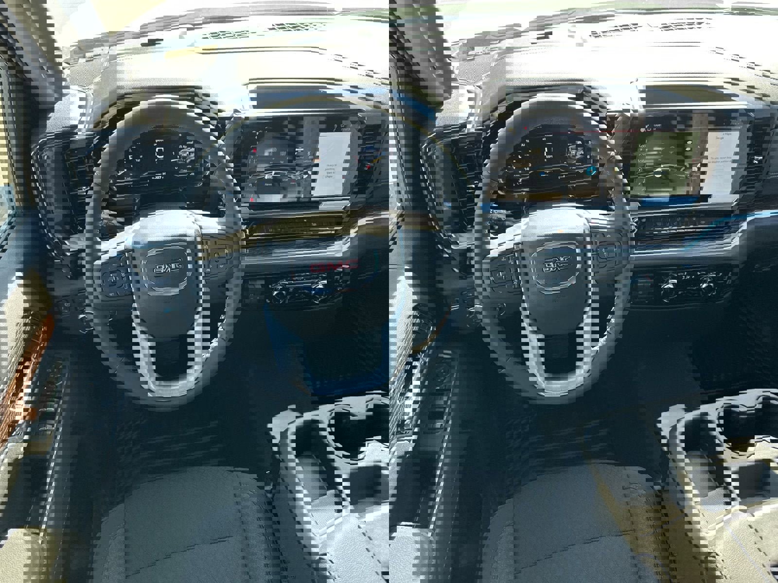 New 2025 GMC Sierra 2500 SLE w/ SLE Value Package; image 30