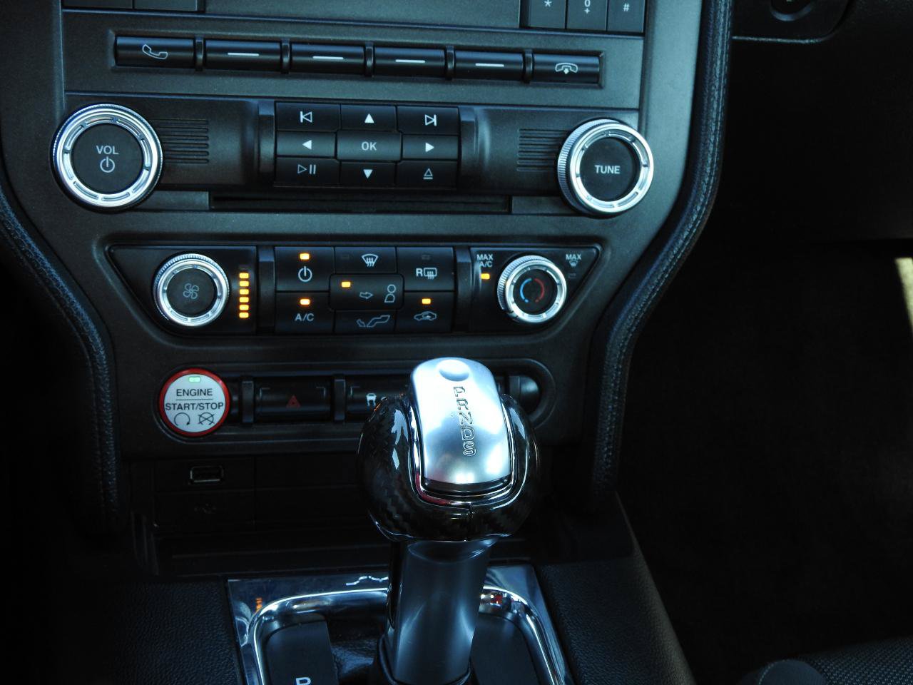 Used 2017 Ford Mustang Coupe RWD image 11
