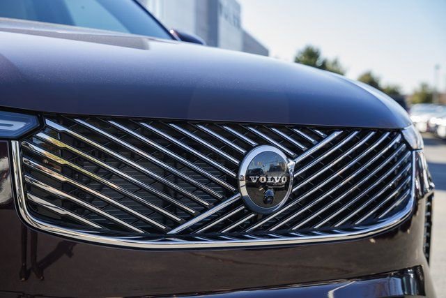 New 2026 Volvo XC90 B6 Plus image 12