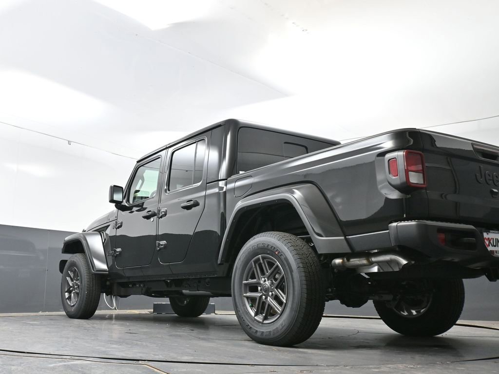 New 2026 Jeep Gladiator Sport AWD/4WD image 42