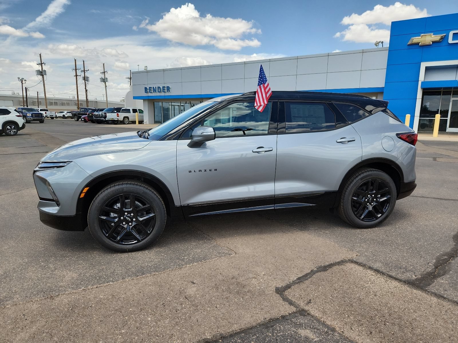 New 2026 Chevrolet Blazer RS w/ Enhanced Convenience Package FWD image 2
