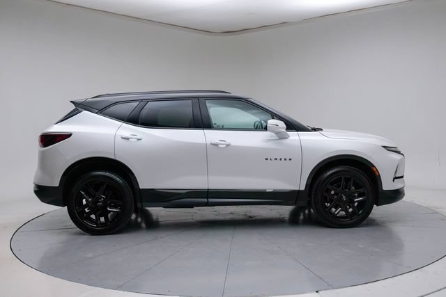Used 2023 Chevrolet Blazer RS w/ Enhanced Convenience Package FWD image 9