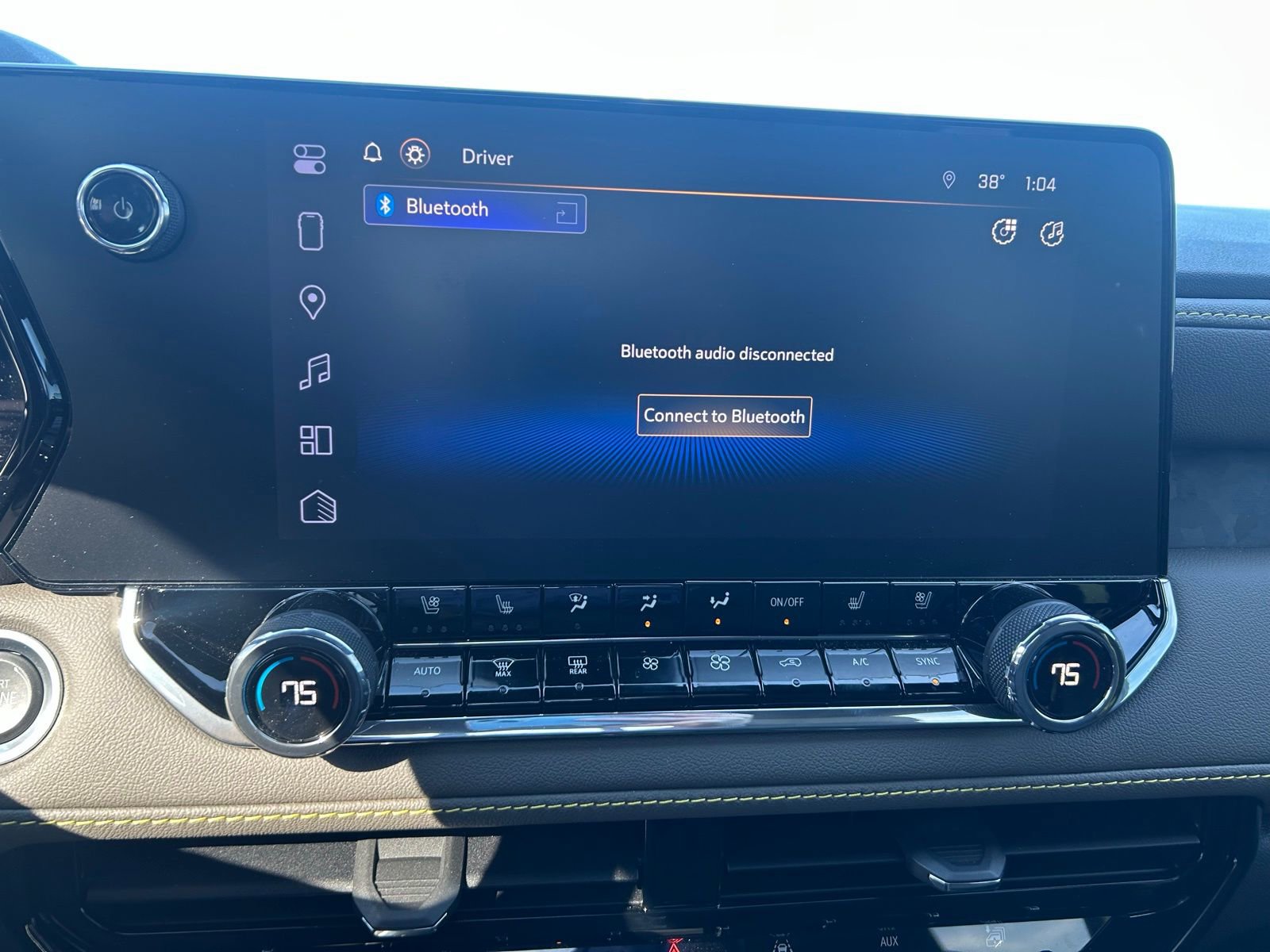 Used 2024 Chevrolet Colorado ZR2 w/ ZR2 Convenience Package III image 16