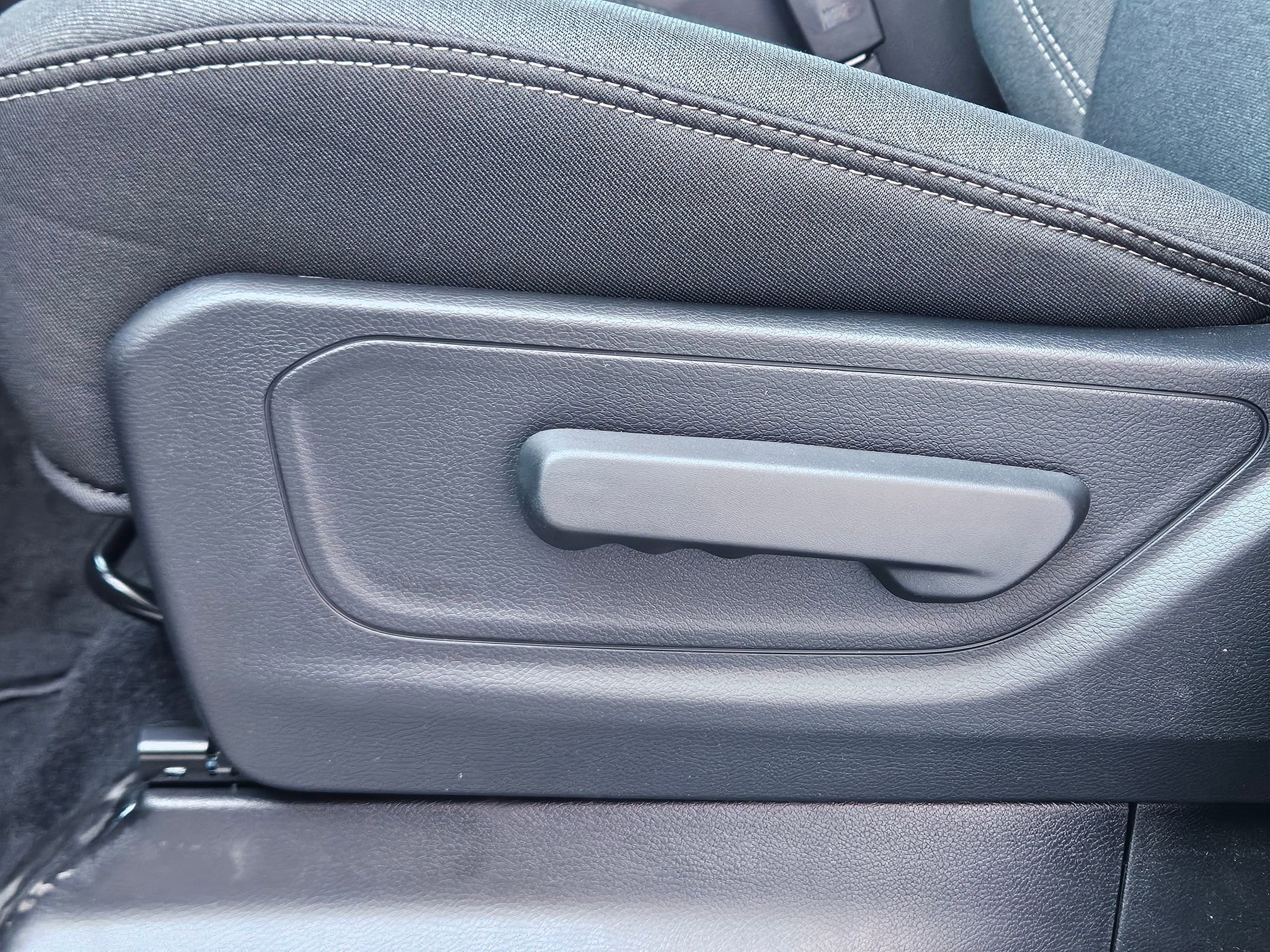 New 2026 RAM 1500 Express image 18