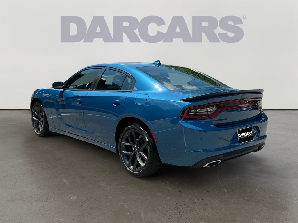 Used 2023 Dodge Charger SXT w/ Blacktop Package RWD image 5
