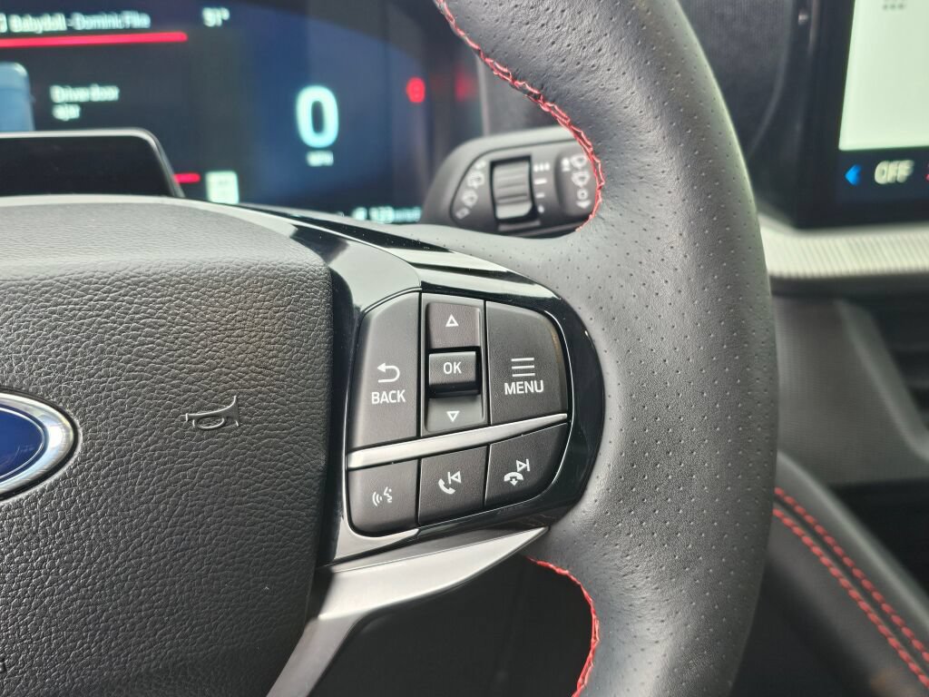 Certified 2025 Ford Explorer ST-Line AWD/4WD image 25