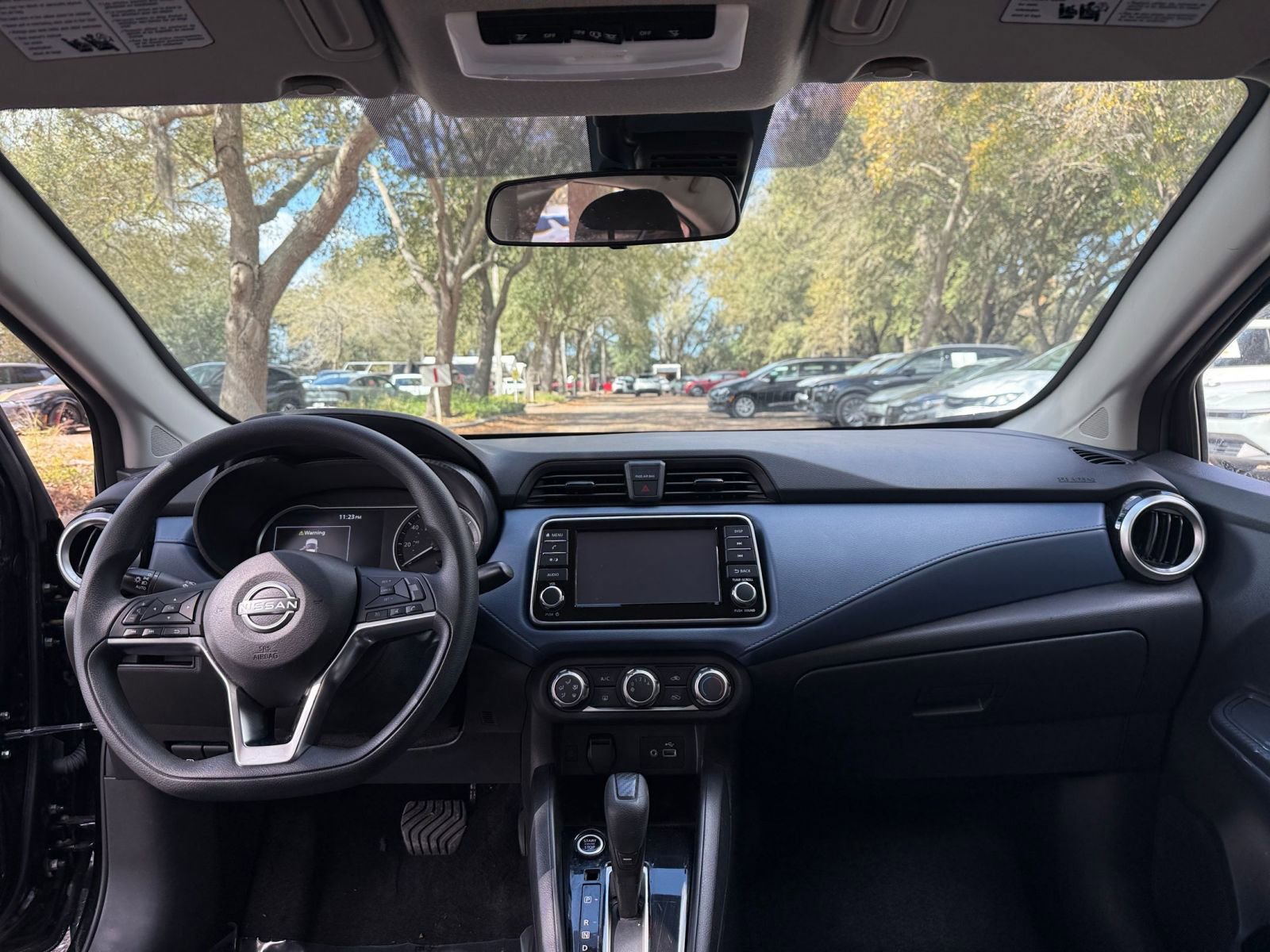 Used 2025 Nissan Versa SV FWD image 28