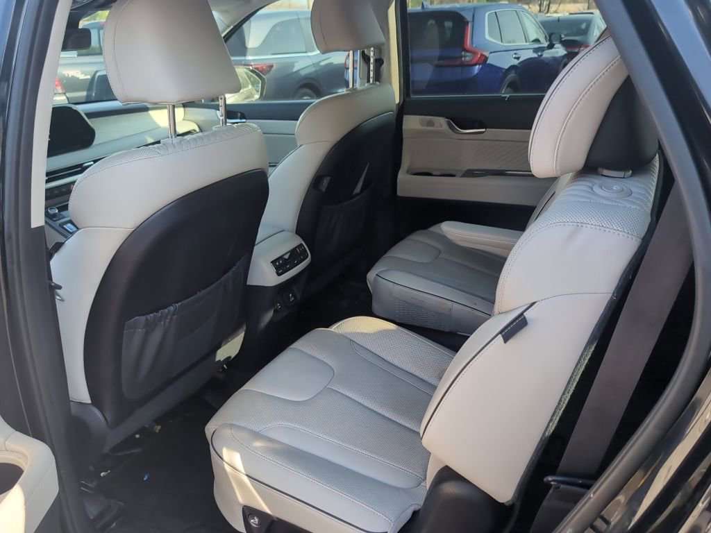Used 2024 Hyundai Palisade Calligraphy image 14