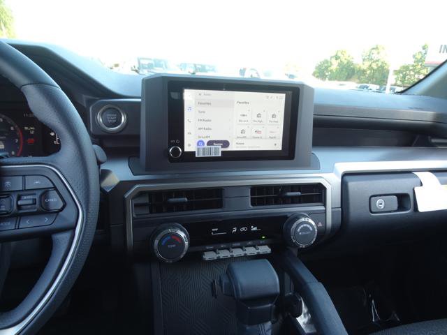 New 2026 Toyota 4Runner SR5 AWD/4WD image 18