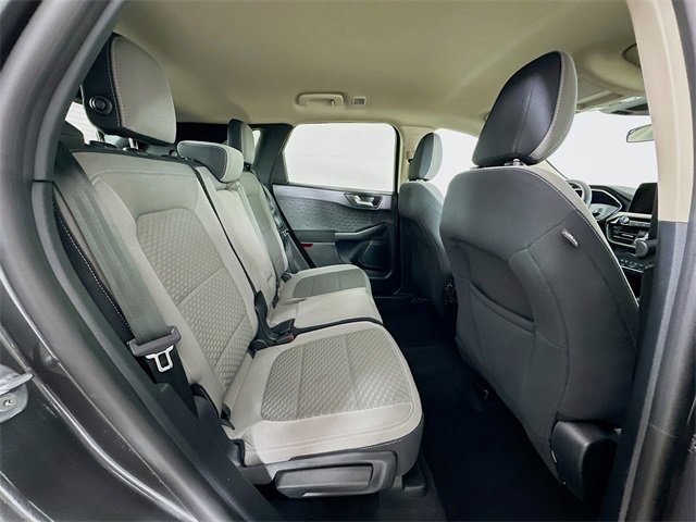 Used 2020 Ford Escape SE image 6