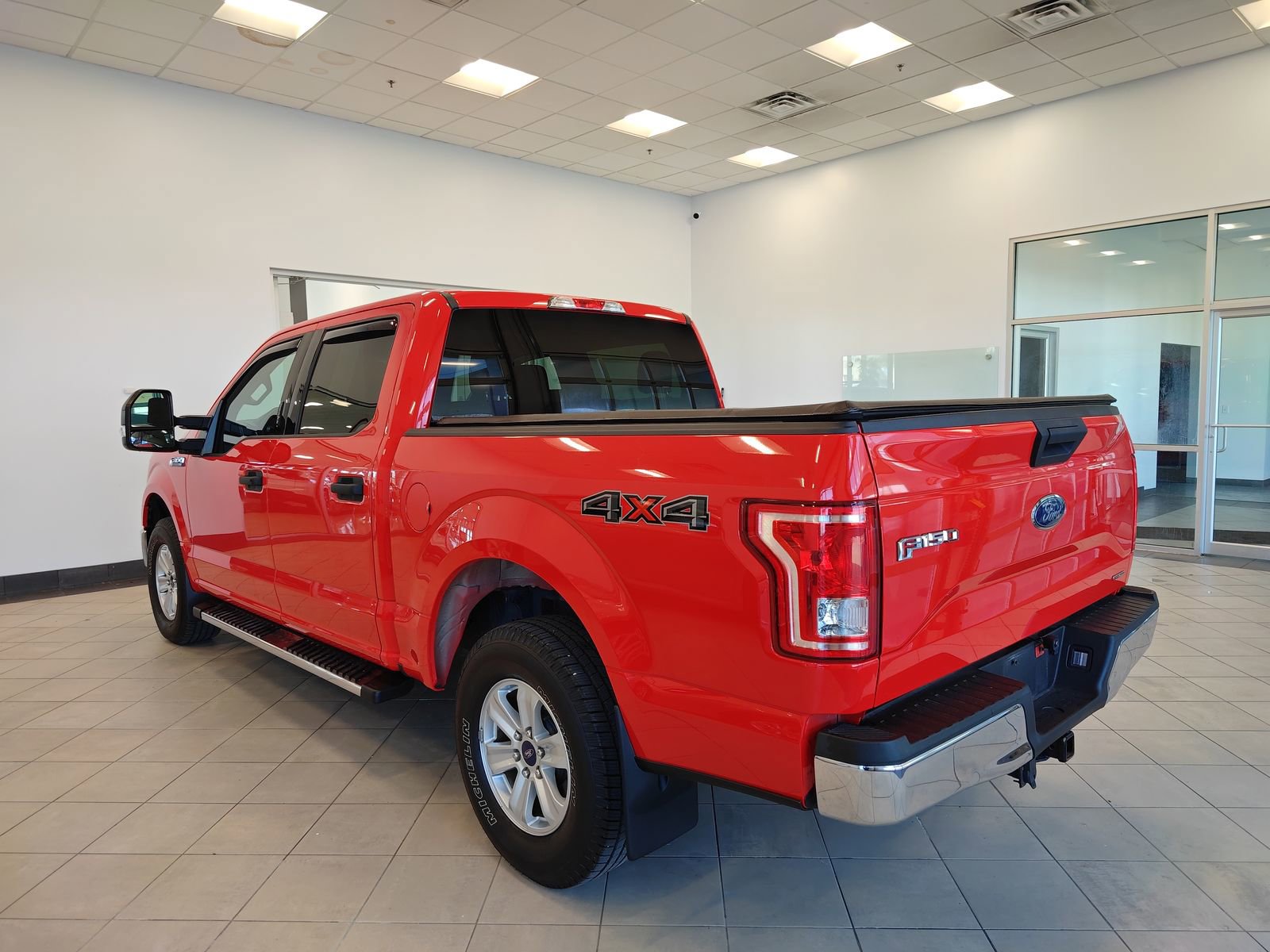 Used 2016 Ford F150 XLT image 5
