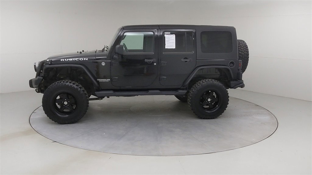 Used 2014 Jeep Wrangler Unlimited Rubicon w/ Connectivity Group image 18