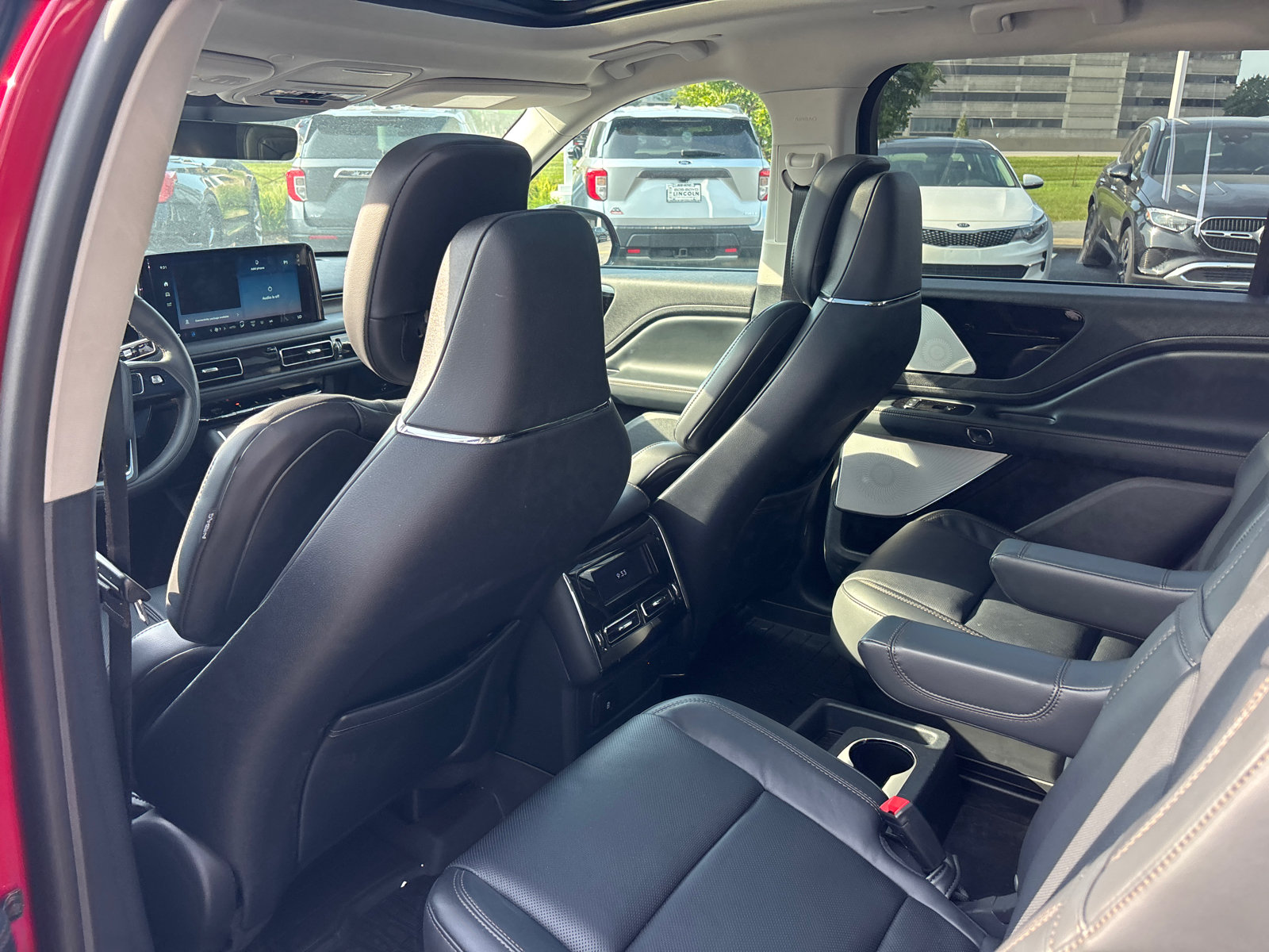 New 2026 Lincoln Aviator Reserve AWD/4WD image 26