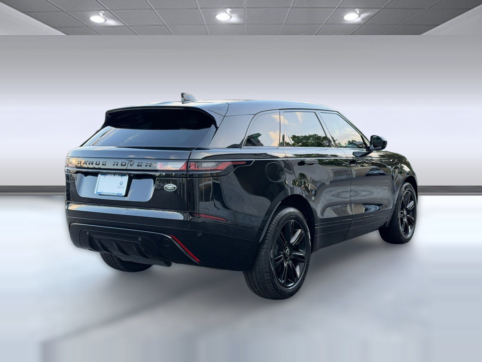 Used 2022 Land Rover Range Rover Velar R-Dynamic S AWD/4WD image 9