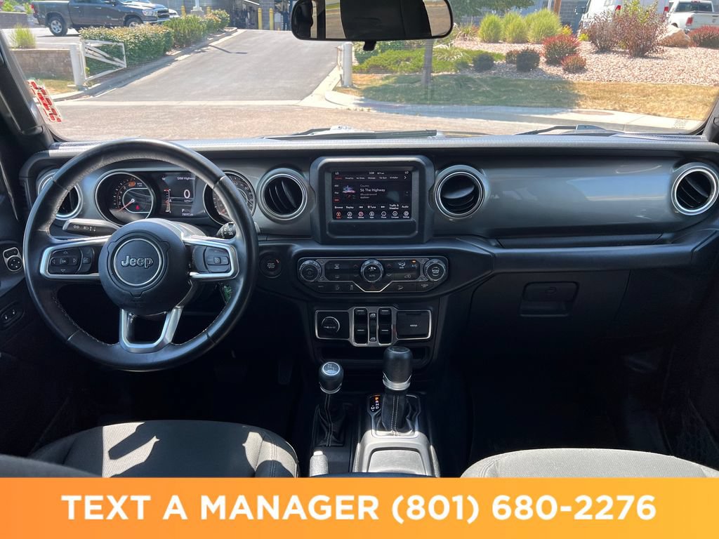 Used 2019 Jeep Wrangler Unlimited Sahara AWD/4WD image 17